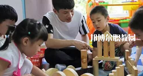 貴州2020年幼師學(xué)校讀什么專業(yè)有前途