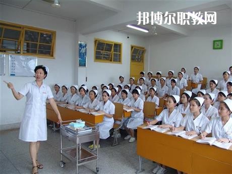 四川2020年初中生能去的衛(wèi)校