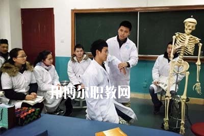 四川2020年哪些大學(xué)有衛(wèi)校大專