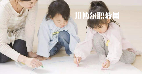 貴州2020年女生上幼師學(xué)校學(xué)什么專業(yè)好