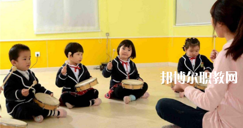 貴州2020年女生上什么幼師學(xué)校好
