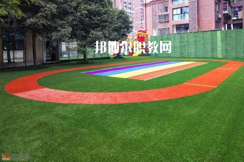 四川2020年初中生能學幼師學校嗎