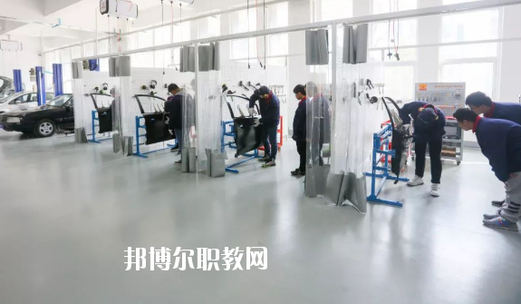 廣東2020年男生上什么汽修學校比較好