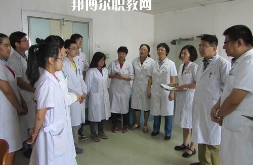 四川2020年衛(wèi)校大專學(xué)校
