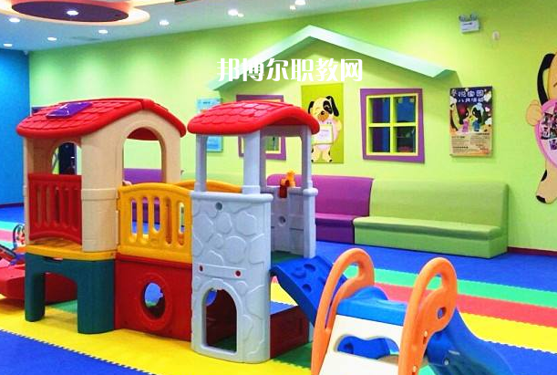武漢2021年中專幼師學校專業(yè)都學什么