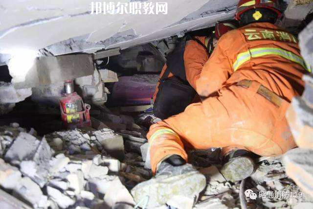 四川2021年初中生怎么考消防技術工程學校