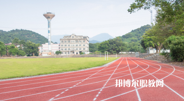 廣東南粵技工學(xué)校2021年報名條件、招生要求、招生對象