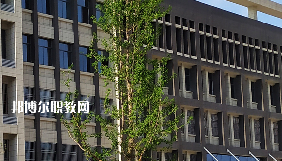 安徽天柱山旅游學(xué)校2021年報(bào)名條件、招生要求、招生對(duì)象