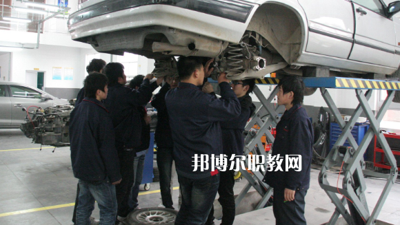 廣東2021年哪個汽修學(xué)校最好就業(yè)