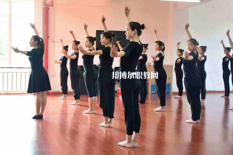 江蘇2021年職高和幼師學校哪個好