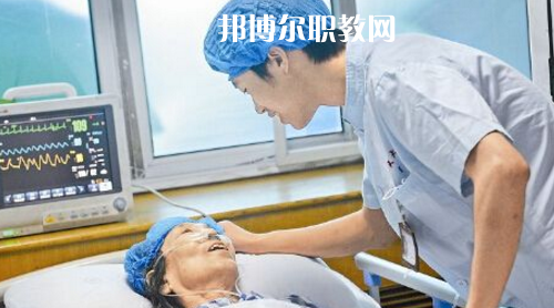 貴陽2021年衛(wèi)校怎么樣報名