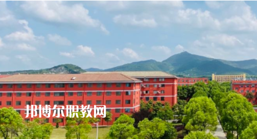 安徽2021年讀什么鐵路學校最有前途
