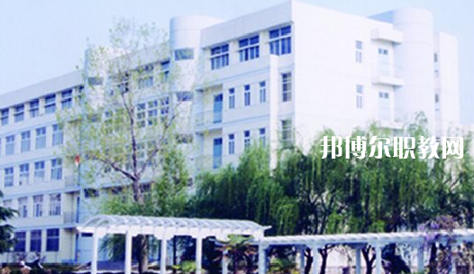 安慶市建筑工程學(xué)校2021年報(bào)名條件、招生要求、招生對(duì)象