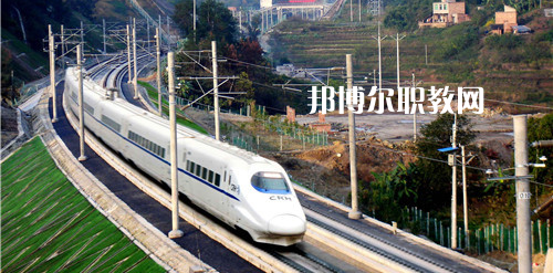 南寧2021年哪個學校有鐵路學校