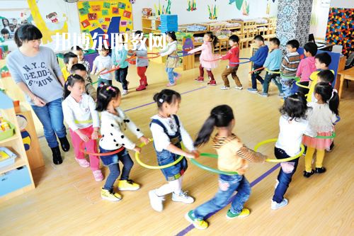 江蘇2021年女生讀幼師學(xué)校學(xué)什么專(zhuān)業(yè)好