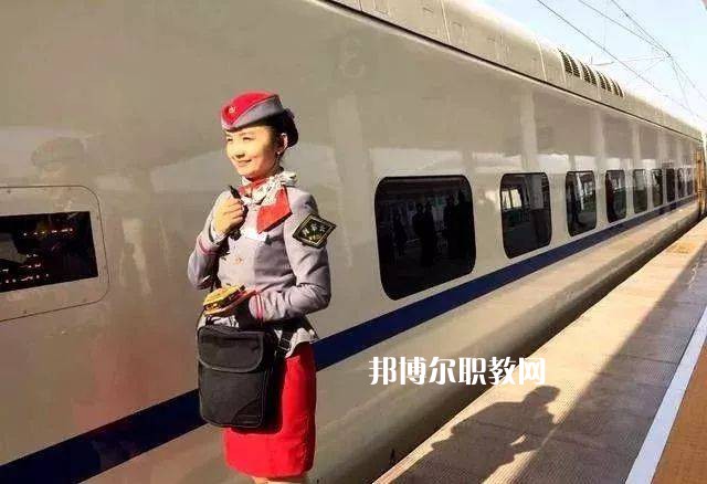 蘭州2021年初中生學(xué)高鐵學(xué)校怎么樣