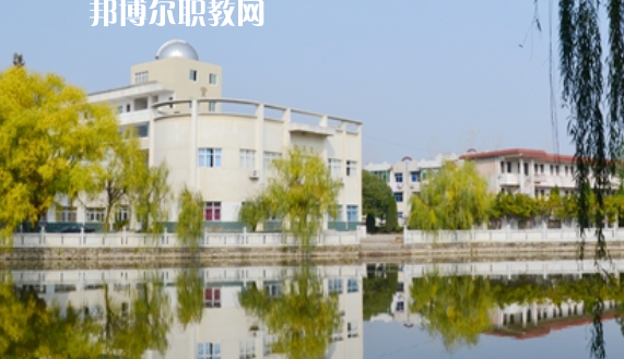 江淮工業(yè)學(xué)校怎么樣、好不好