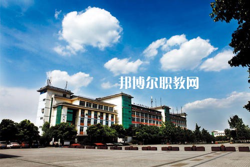 德陽弘正運動職業(yè)學校2021年招生錄取分數(shù)線