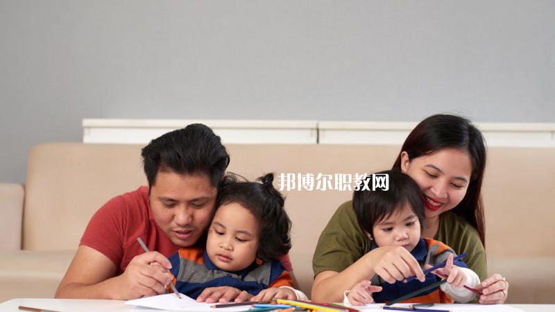 成都2021年幼師學(xué)校什么專(zhuān)業(yè)最好