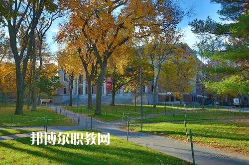瀘州化工廠技工學(xué)校2021年招生錄取分?jǐn)?shù)線(xiàn)