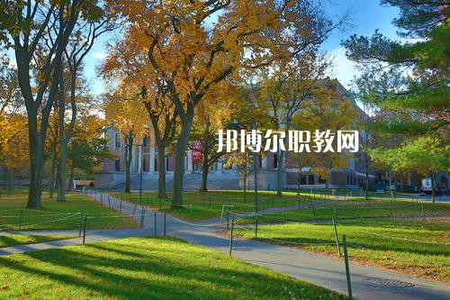 瀘州市工業(yè)技工學校2021年報名條件、招生要求