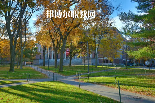 成都市育華職業(yè)學(xué)校2021年招生錄取分?jǐn)?shù)線