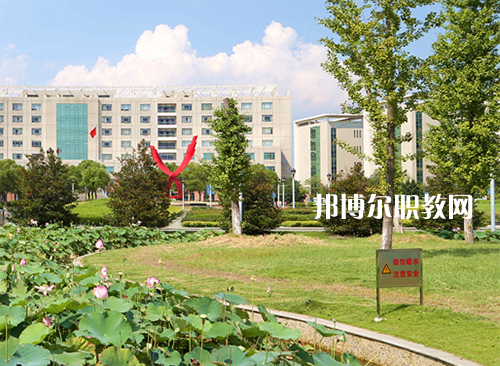 江蘇省常熟職業(yè)教育中心校怎么樣、好不好