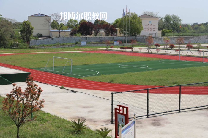 懷寧宏達技工學(xué)校2021年招生辦聯(lián)系電話