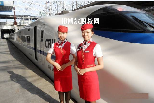 甘肅2021年軌道交通學校中專升大?？际裁? width=