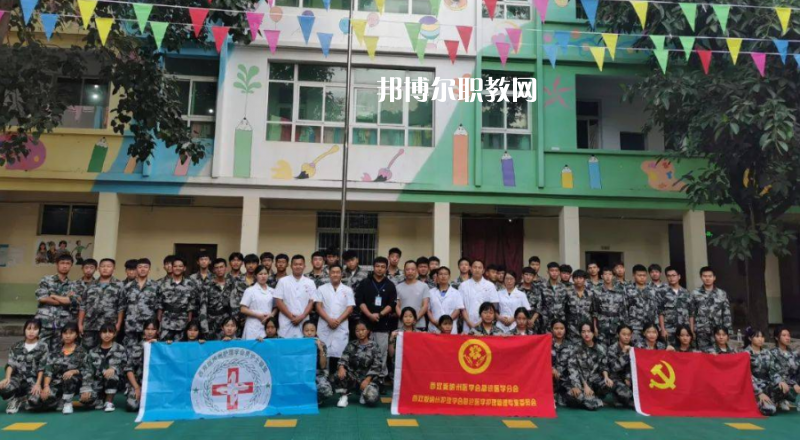 西雙版納經(jīng)濟(jì)管理職業(yè)學(xué)校怎么樣、好不好