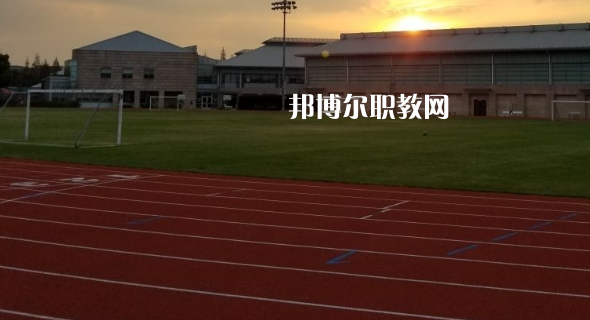 貴州2021年上中專學(xué)校有什么要求