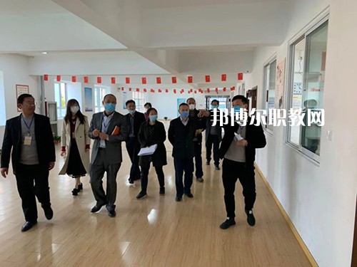 泰州市鳳凰藝術(shù)學(xué)校怎么樣、好不好