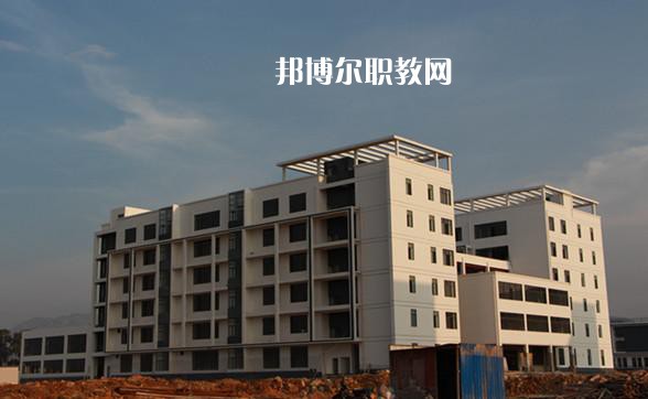 紅河州衛(wèi)生學(xué)校2021年學(xué)費(fèi)、收費(fèi)多少