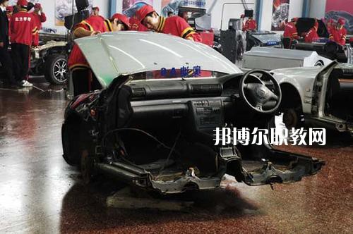 成都2021年汽修學(xué)校讀什么專(zhuān)業(yè)有前途