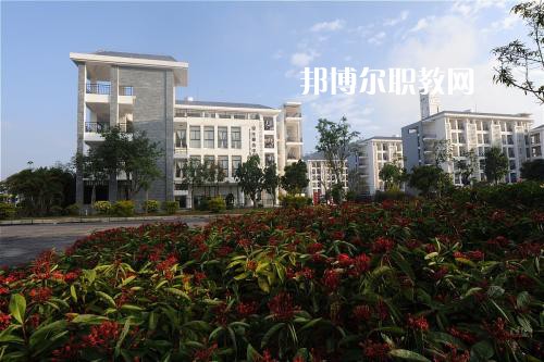 普洱農(nóng)業(yè)學(xué)校2021年報(bào)名條件、招生要求、招生對象