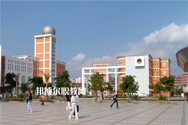 蒙自職業(yè)高級(jí)中學(xué)2021年報(bào)名條件、招生要求、招生對(duì)象