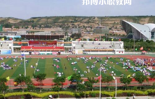 楚雄醫(yī)藥高等?？茖W(xué)校2021年學(xué)費(fèi)、收費(fèi)多少