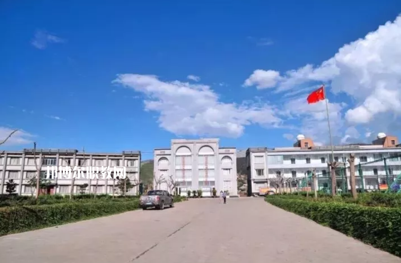紅河財經(jīng)學校怎么樣、好不好