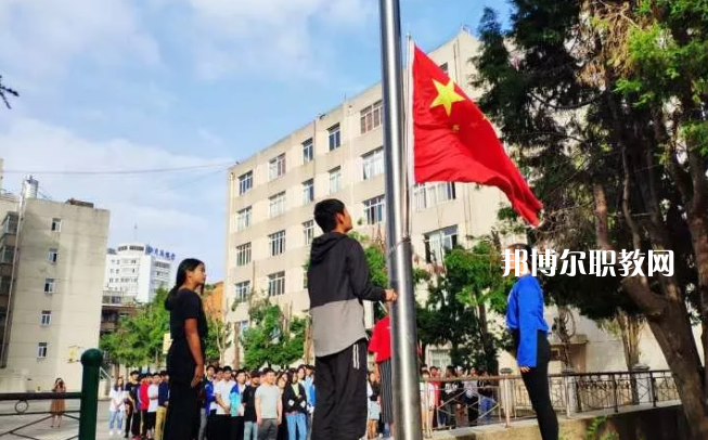 云南廣播電視學(xué)校2021年學(xué)費(fèi)、收費(fèi)多少