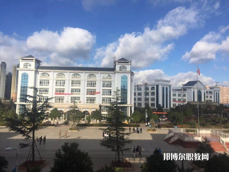 曲靖師宗職業(yè)技術(shù)學(xué)校2021年報名條件、招生要求、招生對象