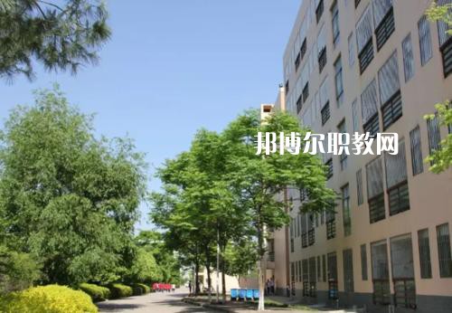 云南曲靖應(yīng)用技術(shù)學(xué)校怎么樣、好不好