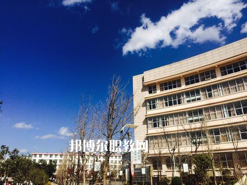 云南林業(yè)學(xué)校2021年報名條件、招生要求、招生對象