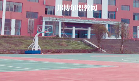 貴州貴陽市商貿(mào)學(xué)校2021年報名條件、招生要求、招生對象