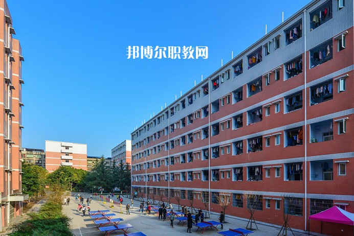 秦皇島市燕海科技職業(yè)學校2022年報名條件、招生要求、招生對象