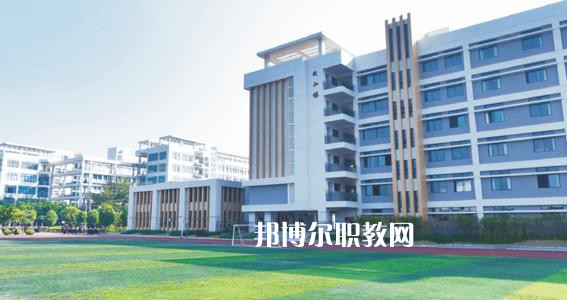  秦皇島市燕?？萍悸殬I(yè)學(xué)校2022年招生辦聯(lián)系電話