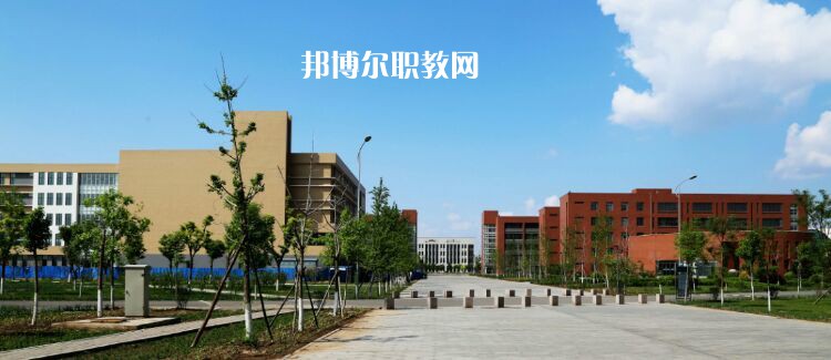 遷安職業(yè)技術教育中心網站網址