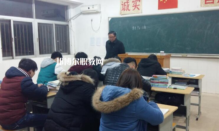泰州市體育運(yùn)動(dòng)學(xué)校2022年報(bào)名條件、招生要求、招生對(duì)象