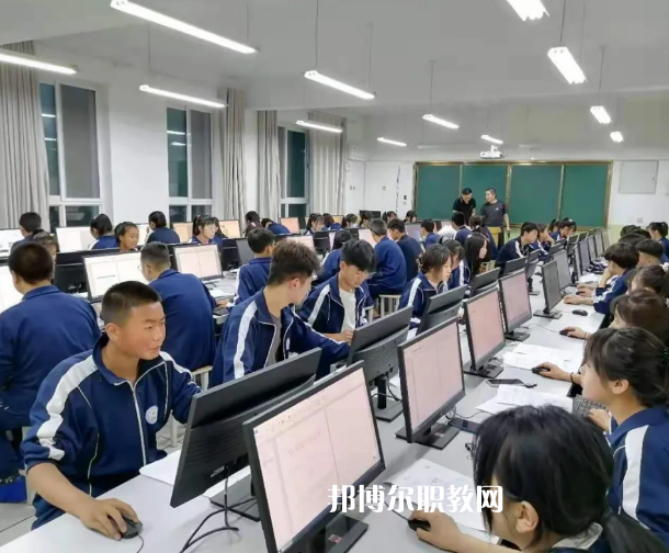 禮縣白河農(nóng)業(yè)中學(xué)2022年招生錄取分數(shù)線