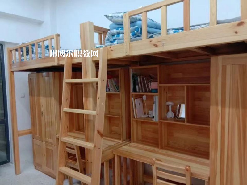 南京莫愁中等專(zhuān)業(yè)學(xué)校2022年宿舍條件