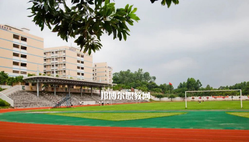 重慶航運旅游學(xué)校2022年學(xué)費、收費多少